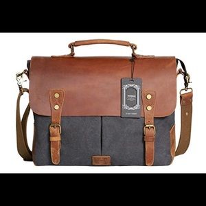 Messenger 💼 satchel never used.